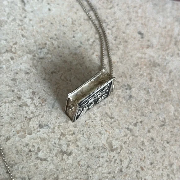 Silver box chain and small floral secret Quran book charm Farsi Persian - Picture 6 of 15